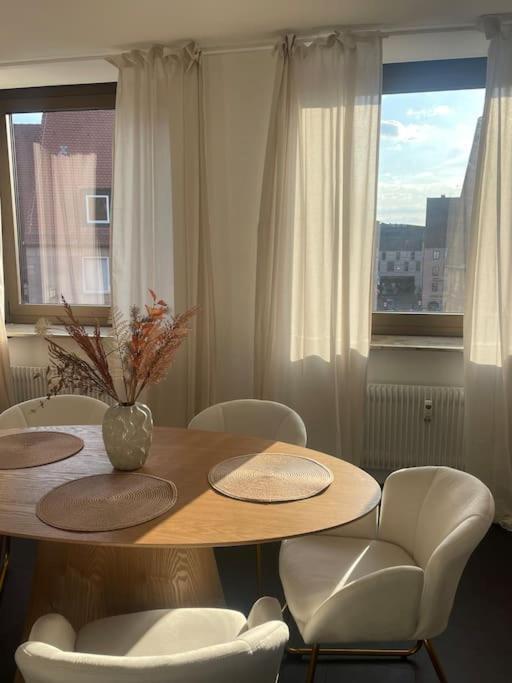 Two-story Loft In Nurembergs Location Nürnberg