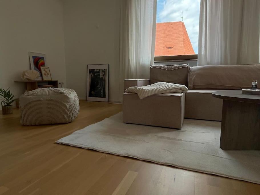 Two-story Loft In Nurembergs Location Apartment *